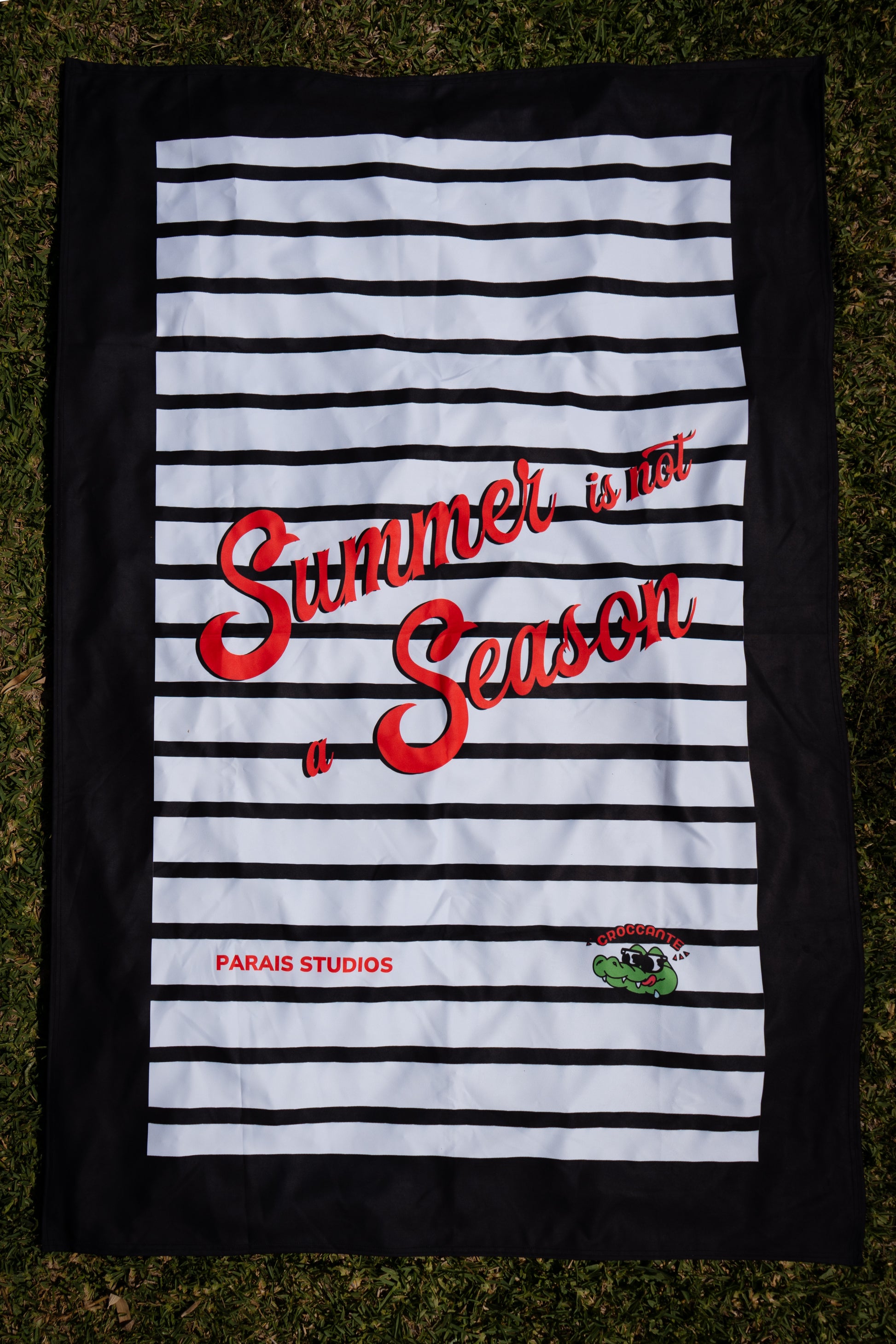Parais Studios X Croccante Cloth Summer is not a Season